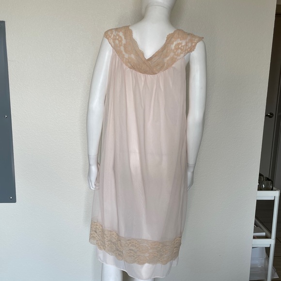 Vintage ILGWU 50’s Pink Nylon Chiffon Lace Layer Nightgown Aristocraft Medium - Picture 9 of 14